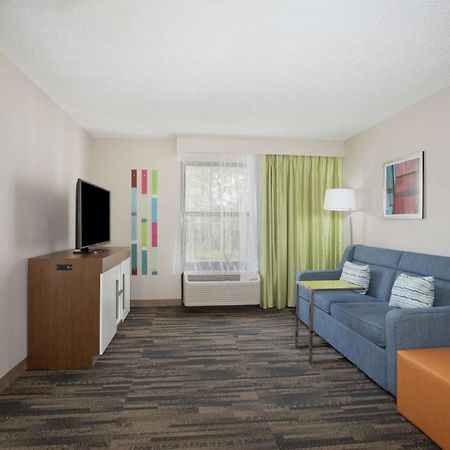 Hampton Inn & Suites Kansas City-Merriam Exteriér fotografie