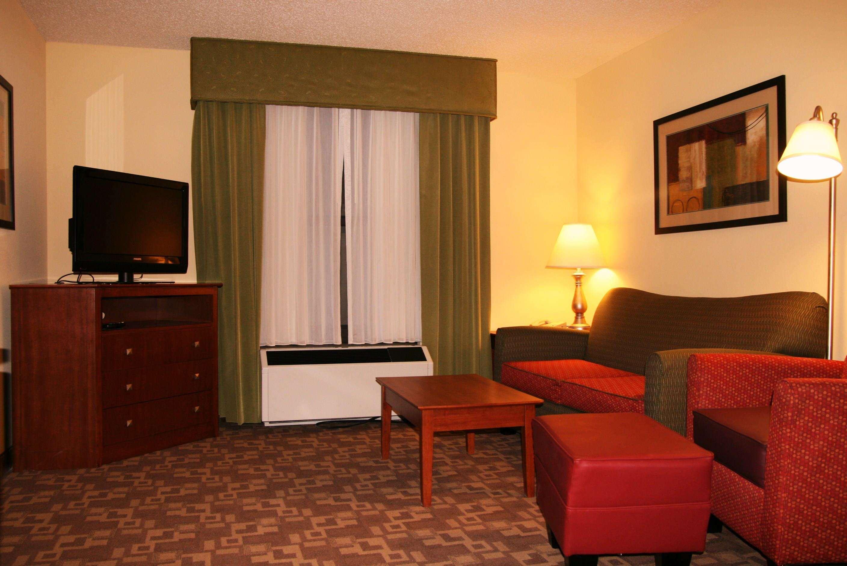 Hampton Inn & Suites Kansas City-Merriam Pokoj fotografie