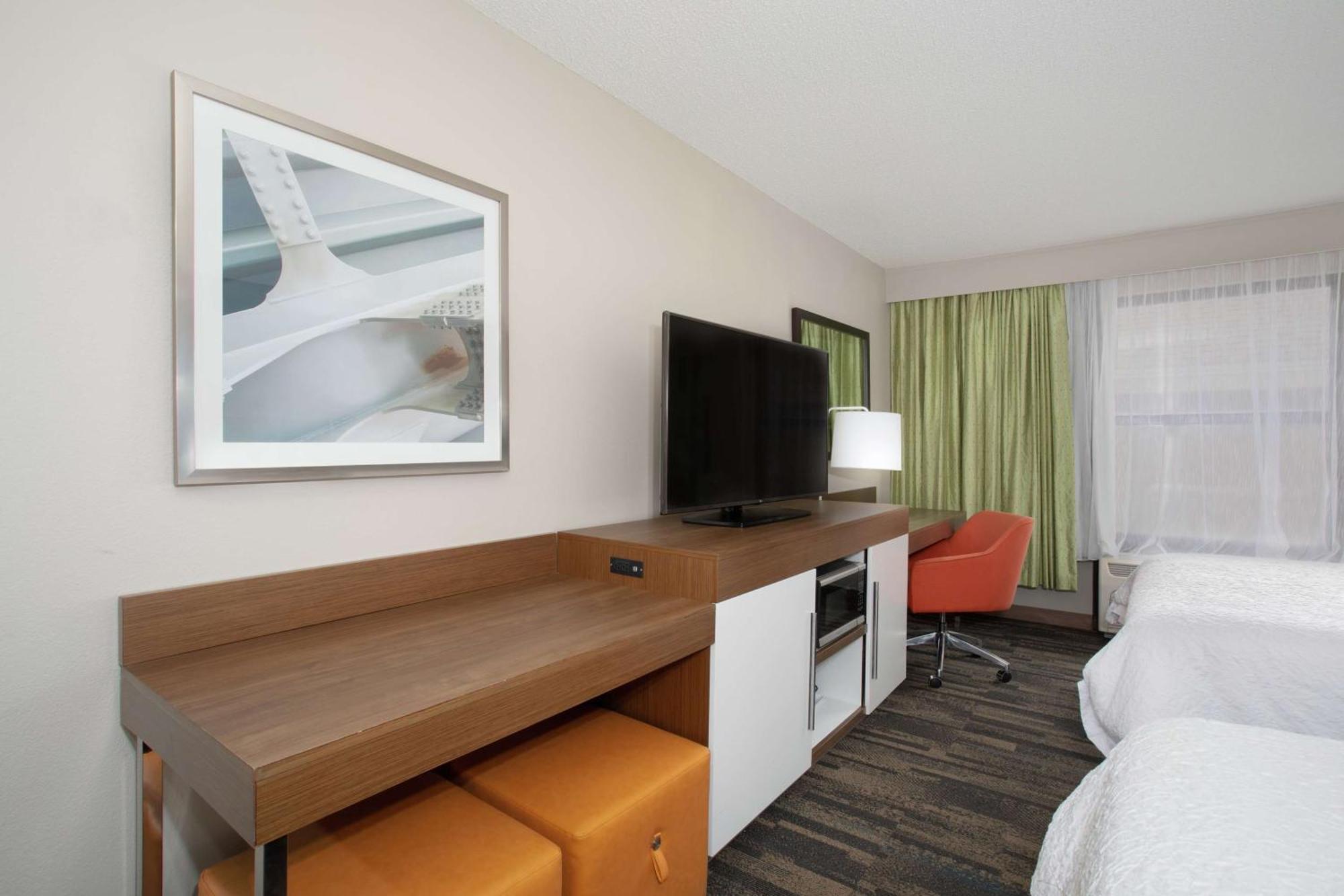 Hampton Inn & Suites Kansas City-Merriam Exteriér fotografie